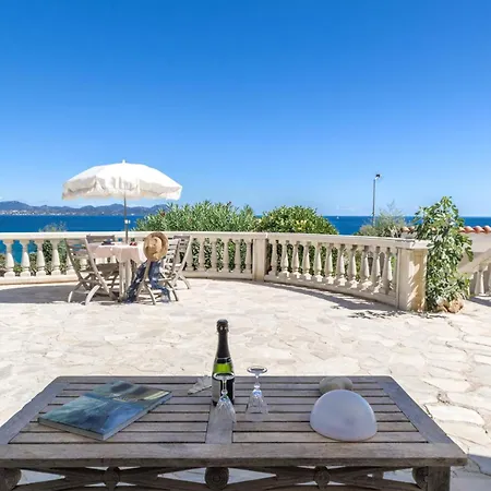 83pano Panoramamer וילה